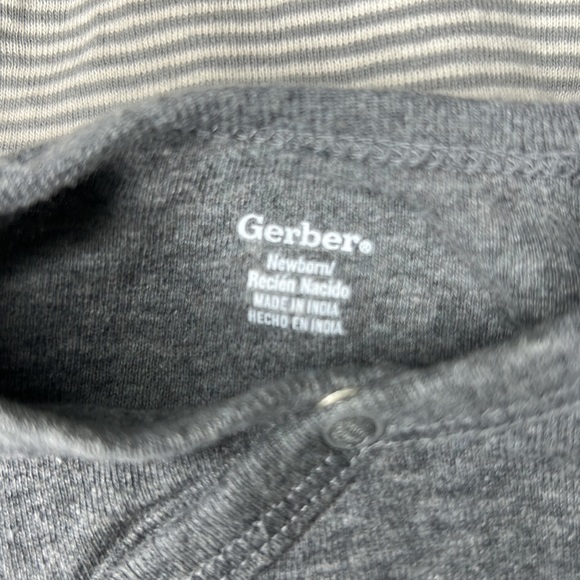 🚼 Baby Boy Gerber Newborn Top Set SZ: 0-3months - Picture 4 of 9